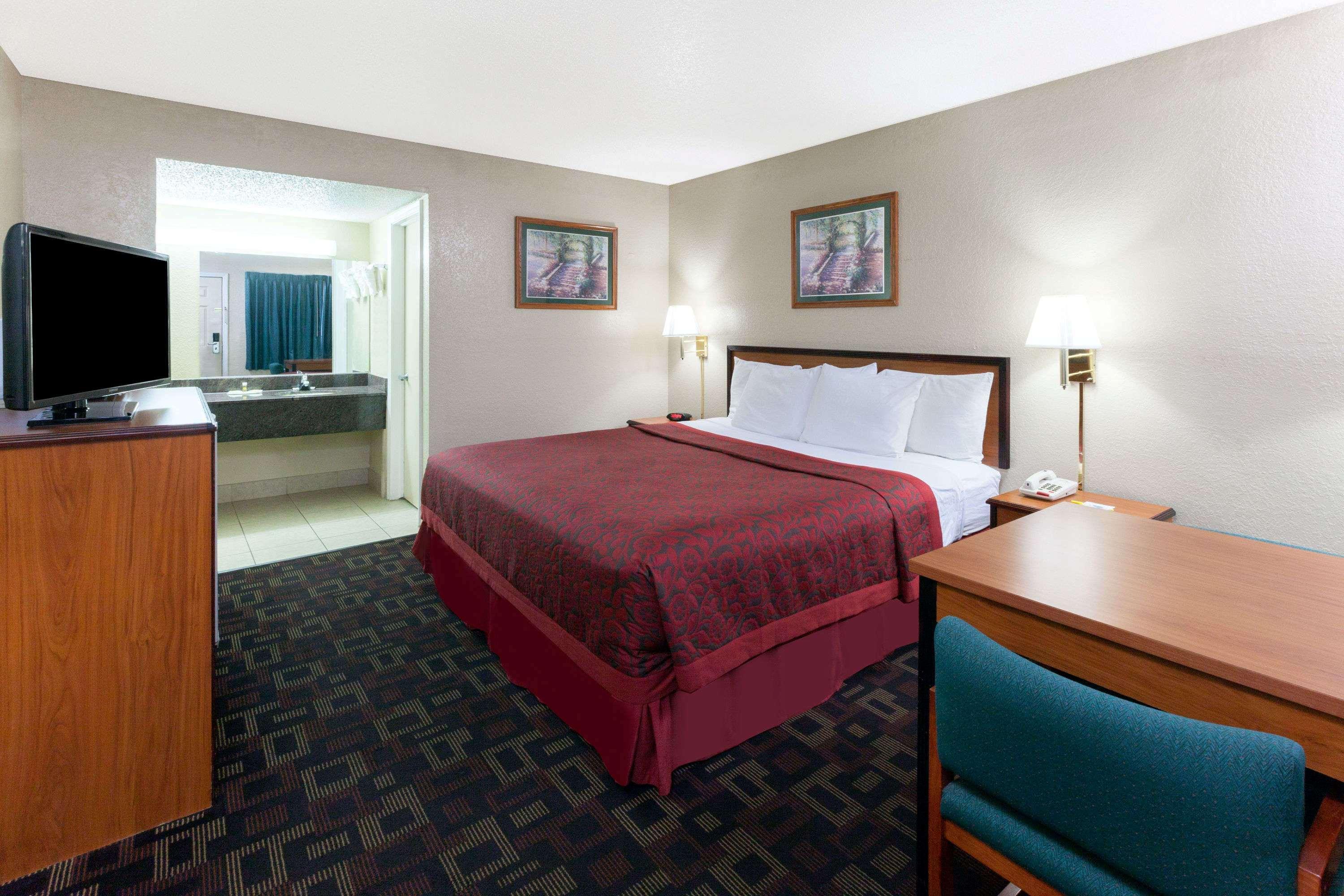 Days Inn Oklahoma City West Eksteriør bilde